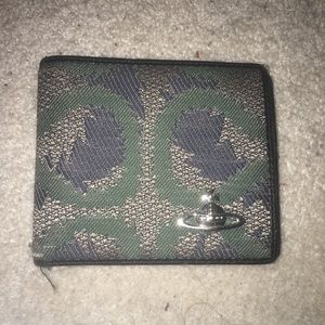 Vivienne Westwood bi fold wallet